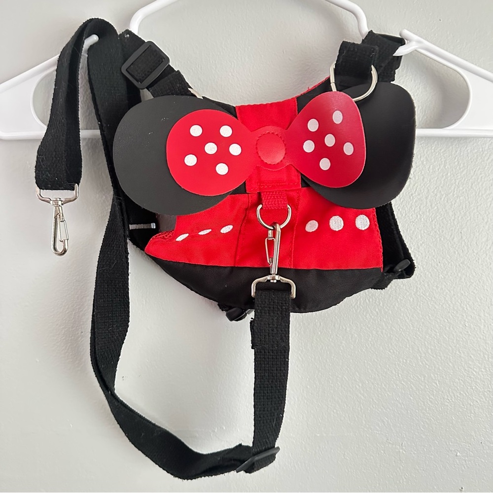 Minnie Mouse Disney children’s safety walking harness kids leash Disney world